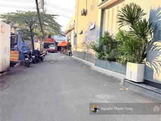Nhà 4 tầng hẻm 1/ đường nguyễn văn quá, 12, diện tích 138m2, xe hơi ngủ nhà, gần giáo xứ chợ cầu.