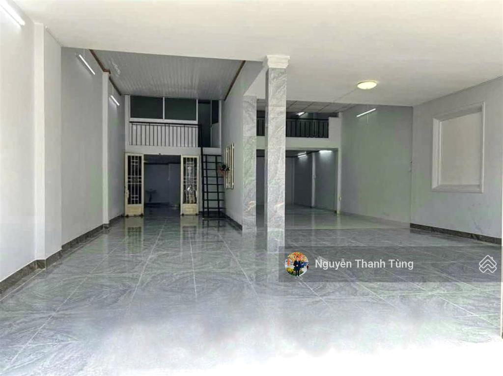 Bán nhà xưởng mặt tiền đường nhánh lê thị riêng, thới an quận 12, diện tích 127m2, ngang gần 8m.