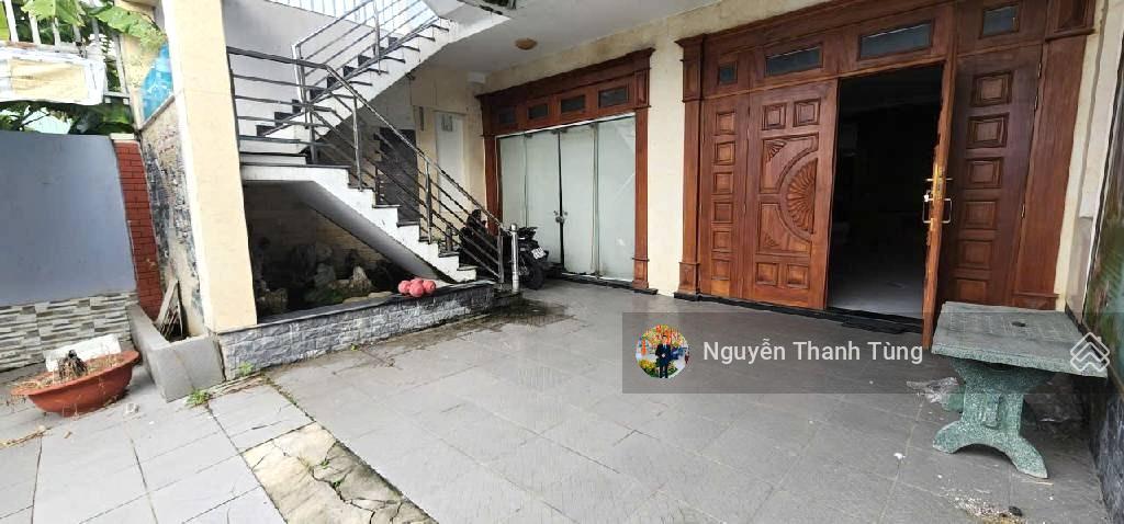 Biệt thự hơn 300m2, ngang 8m mặt tiền đường nhánh hà huy giáp, q12, 3 tầng gần cao đẳng điện lực