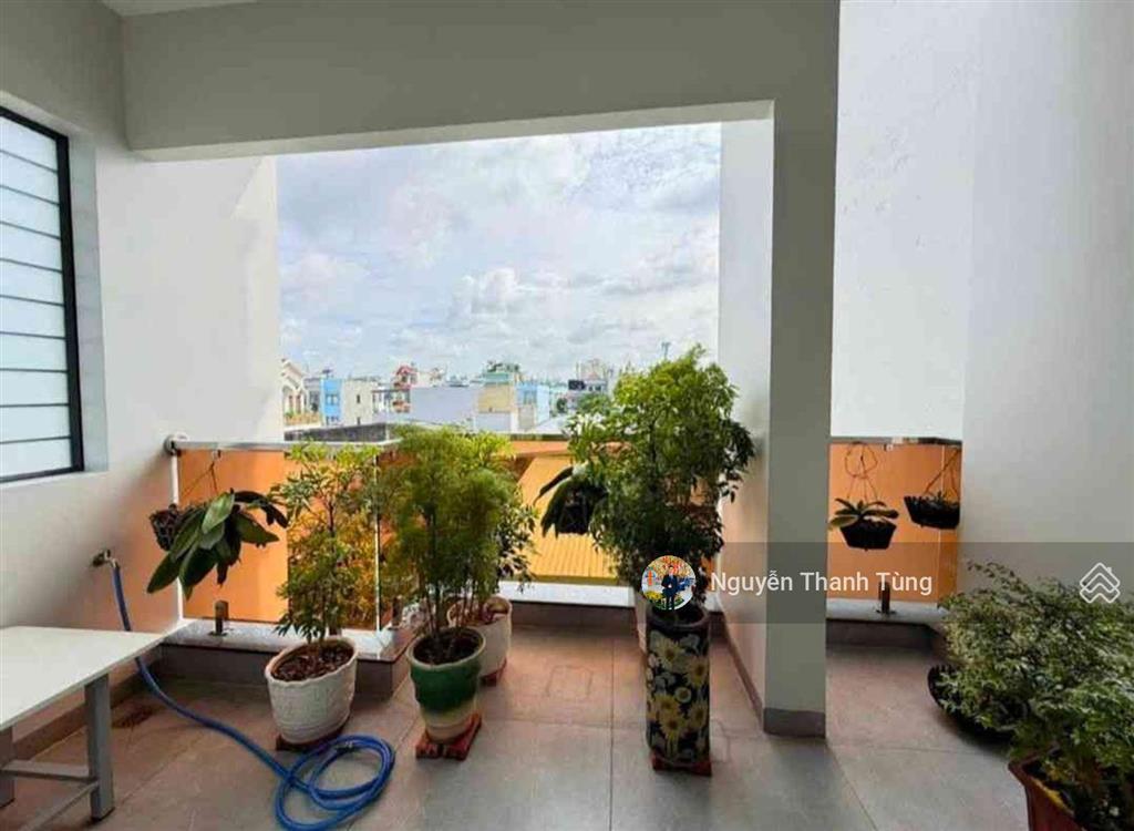 Siêu phẩm 4 tầng  mặt tiền hẻm thông kinh doanh đường 10m nguyễn thị trên quận 12  xe hơi ngủ nhà