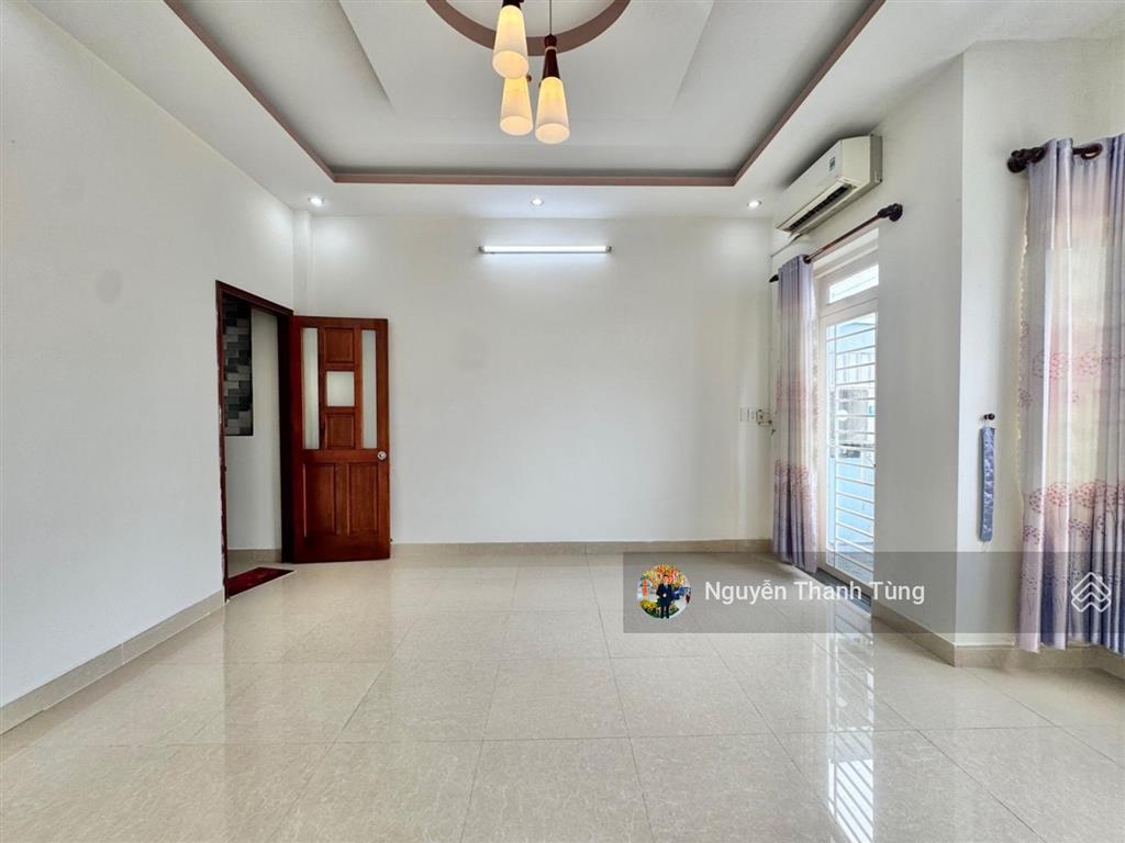 Mặt tiền 3 tầng  đường thạnh lộc 16, quận 12  126m2, ngang 5m  ô tô ngủ nhà  giáp gò vấp.