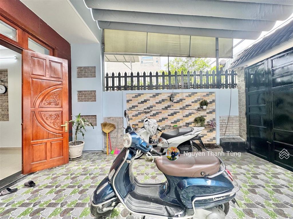 Mặt tiền 3 tầng  đường thạnh lộc 16, quận 12  126m2, ngang 5m  ô tô ngủ nhà  giáp gò vấp.