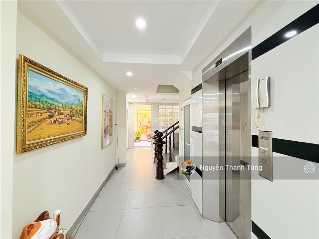 Chạm là chốt  chdv 6 tầng có thang máy mặt tiền đường hà huy giáp, q12, gồm 11 phòng, giáp gò vấp
