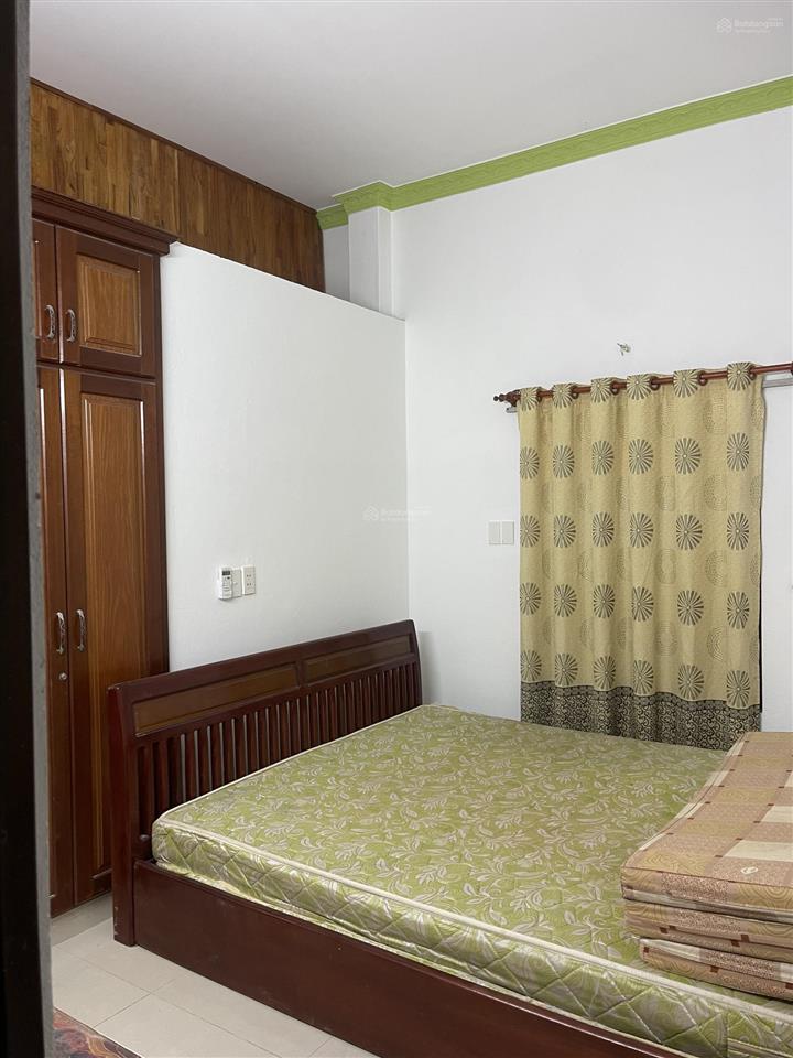 Nhà cho thuê nguyên căn kiệt ô tô trần cao vân giá chỉ 13tr tl