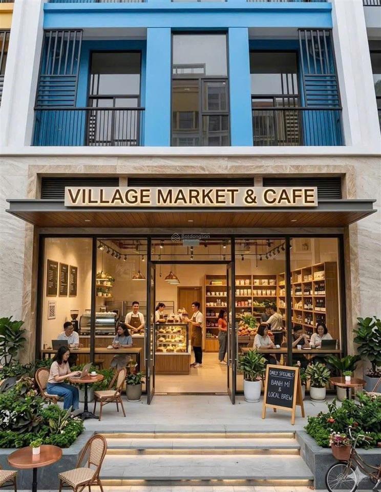 1 căn shop khối đế vip 57m2 cạnh đại lộ hoa 10ha, miễn gốc lãi trong 30 tháng