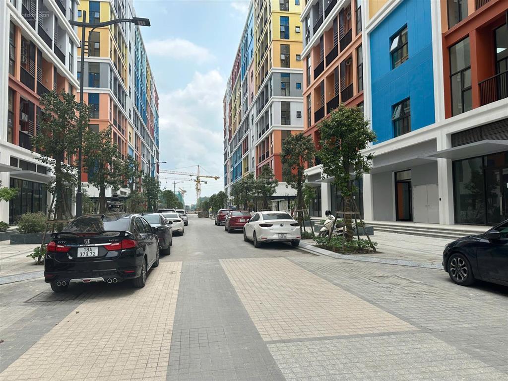 1 căn shop khối đế vip 57m2 cạnh đại lộ hoa 10ha, miễn gốc lãi trong 30 tháng