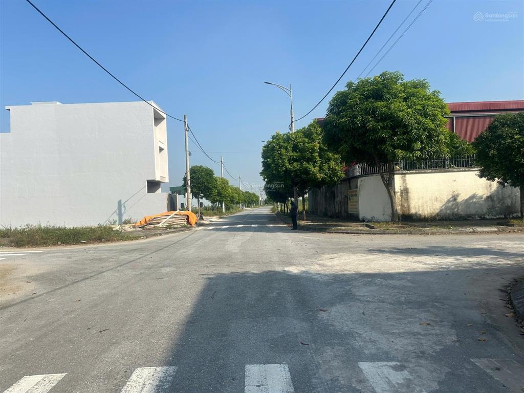 Bán lô đất đẹp 100m2 thanh hà thanh liêm hà nam, giá chỉ nhỉnh 2 tỷ, sổ đỏ sẵn sàng chuyển nhượng