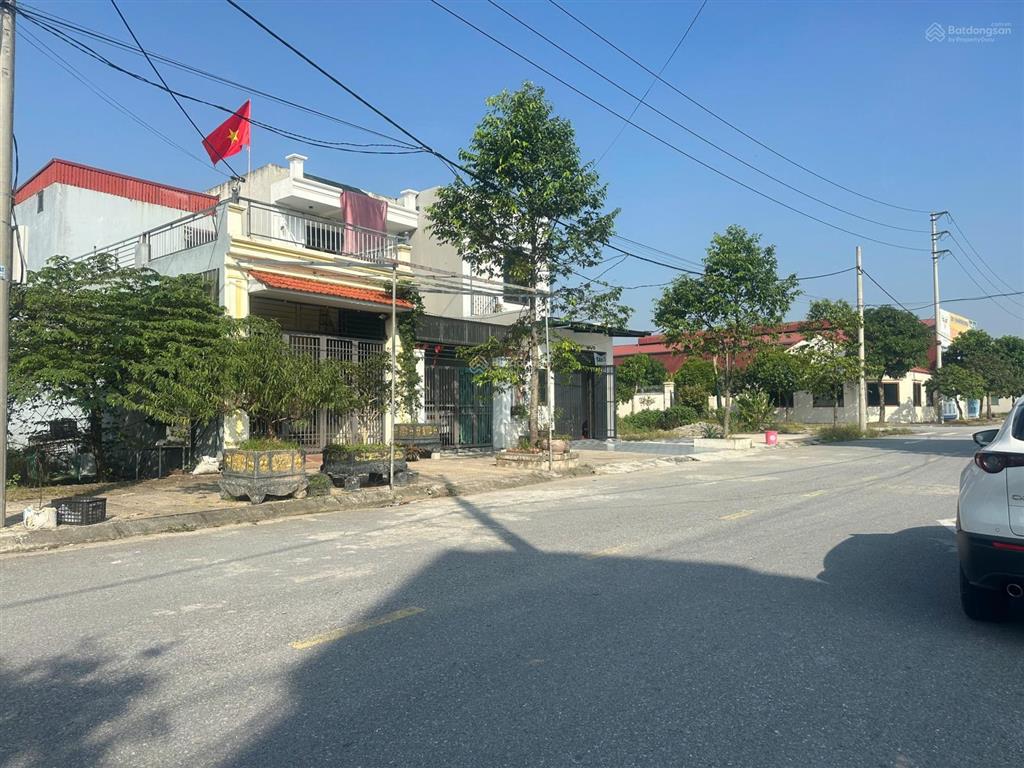 Bán lô đất đẹp 100m2 thanh hà thanh liêm hà nam, giá chỉ nhỉnh 2 tỷ, sổ đỏ sẵn sàng chuyển nhượng