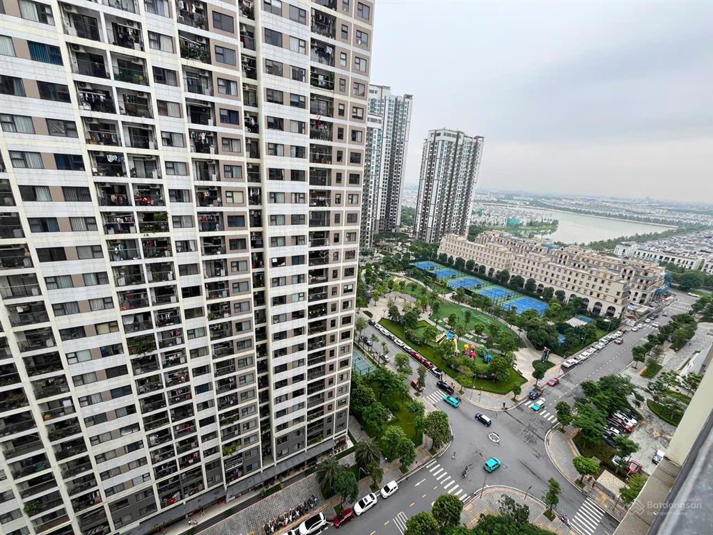 Bán 2 ngủ 2wc view biệt thự biển hồ  s1 vinhomes ocean park