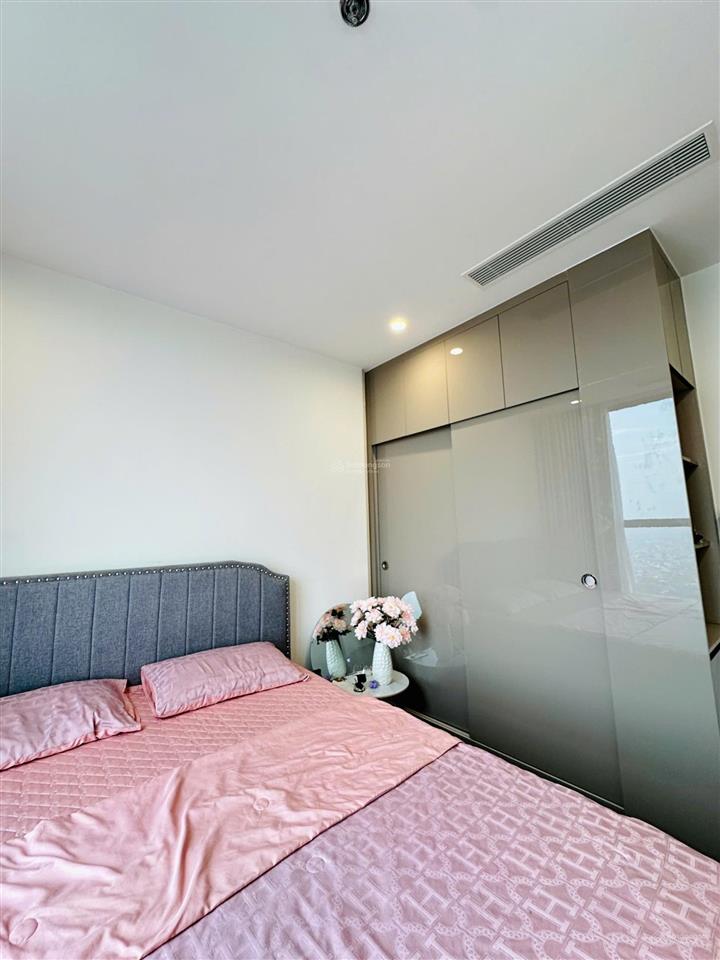 1 ngủ+ the zenpark giá bán 3 tỷ  full đồ  có thương lượng