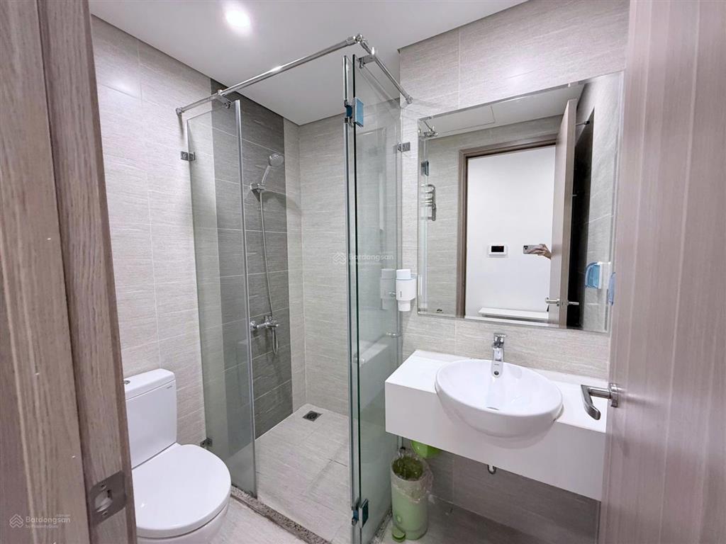 Căn 2 ngủ 2wc 63m  cần bán 3,25 tỷ để lại toàn bộ nội thất  s2 vinhomes ocp1