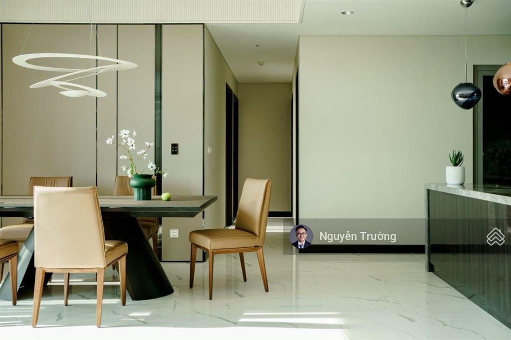 Thuê ngay căn hộ 3pn view pháo hoa trực diện, nội thất siêu đẹp chào đón khách thuê