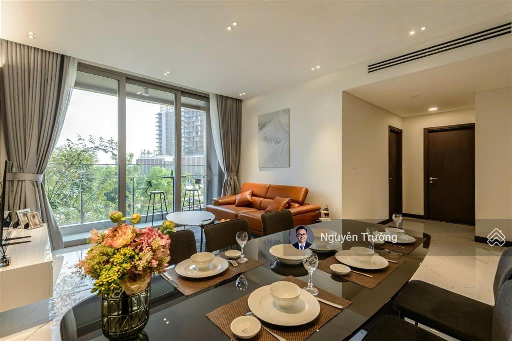 Căn hộ 2pn  96m2 cùng nội thất decor siêu đẹp, căn góc thoáng mát. giá thuê chỉ 44 triệu