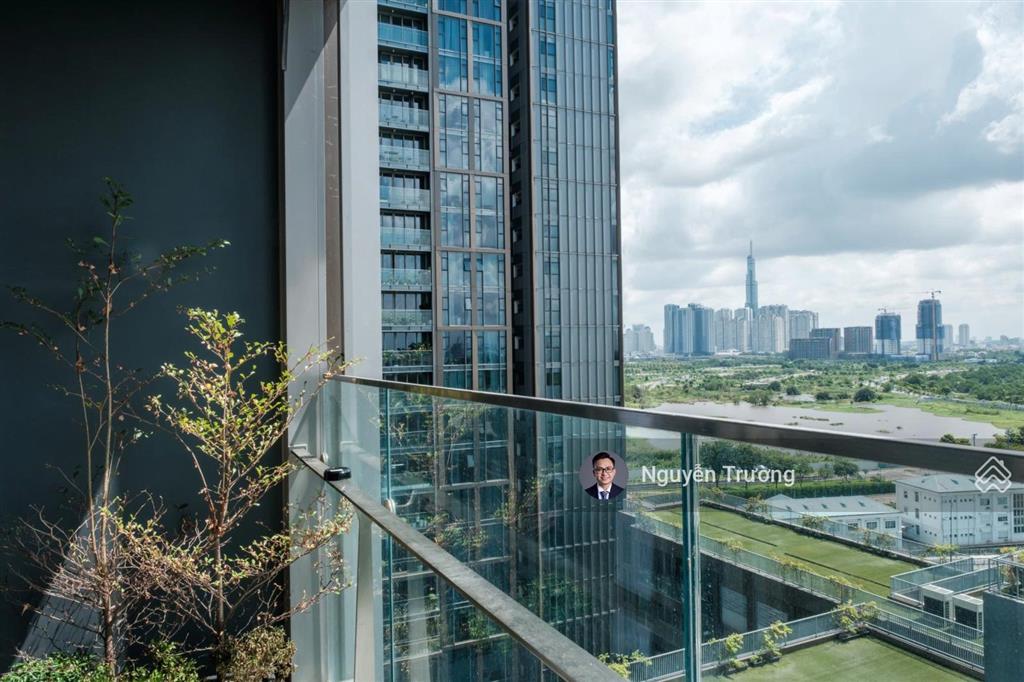 Nhanh tay thuê ngay căn 2pn full nt decor siêu đẹp tại empire city giá chỉ 35 triệu