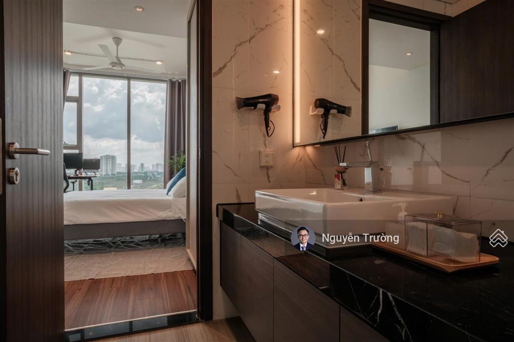 Nhanh tay thuê ngay căn 2pn full nt decor siêu đẹp tại empire city giá chỉ 35 triệu