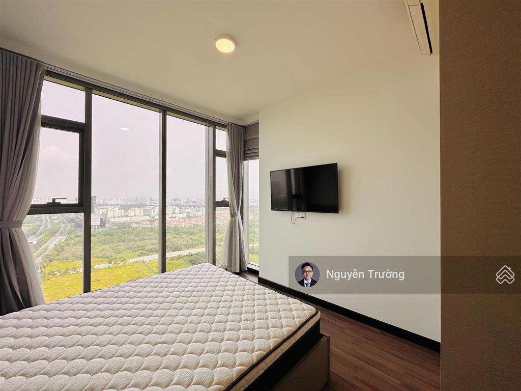 Thuê ngay căn hộ 2pn lầu cao 3x nội thất decor, căn góc thoáng mát. giá chỉ 35 triệu