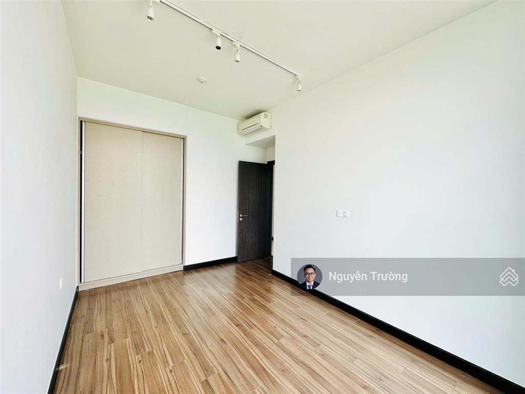Bán nhanh căn hộ 3pn view sông vĩnh viễn, giá thấp nhất thị trường