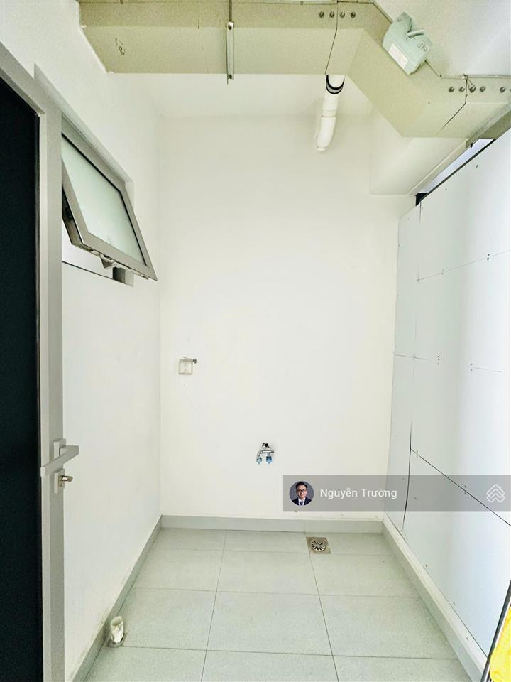 Bán nhanh căn hộ 3pn view sông vĩnh viễn, giá thấp nhất thị trường