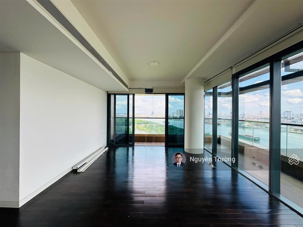 Siêu phẩm giá tốt hiếm có 1 căn 3pn cove residences 172m2 ban công đại lộc giá 95 triệu/tháng