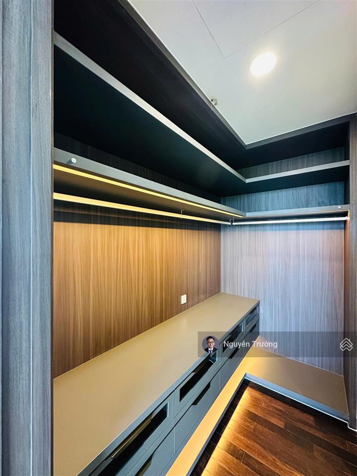 Siêu phẩm giá tốt hiếm có 1 căn 3pn cove residences 172m2 ban công đại lộc giá 95 triệu/tháng