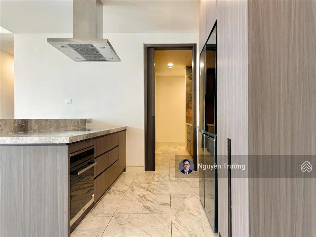 Cho thuê căn hộ 3pn+1 size lớn và chiếc view siêu phẩm tại cove residences