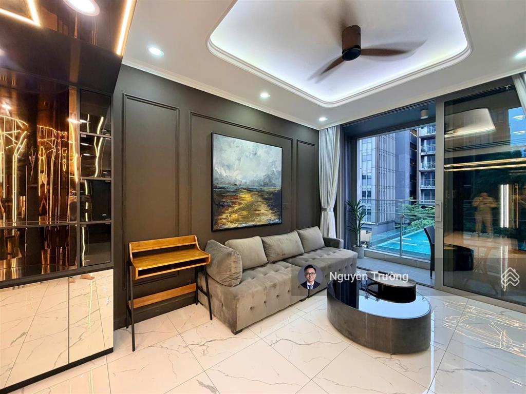 Thuê nhanh căn 2 phòng ngủ nội thất siêu đẹp, cùng với view nội khu siêu thoáng