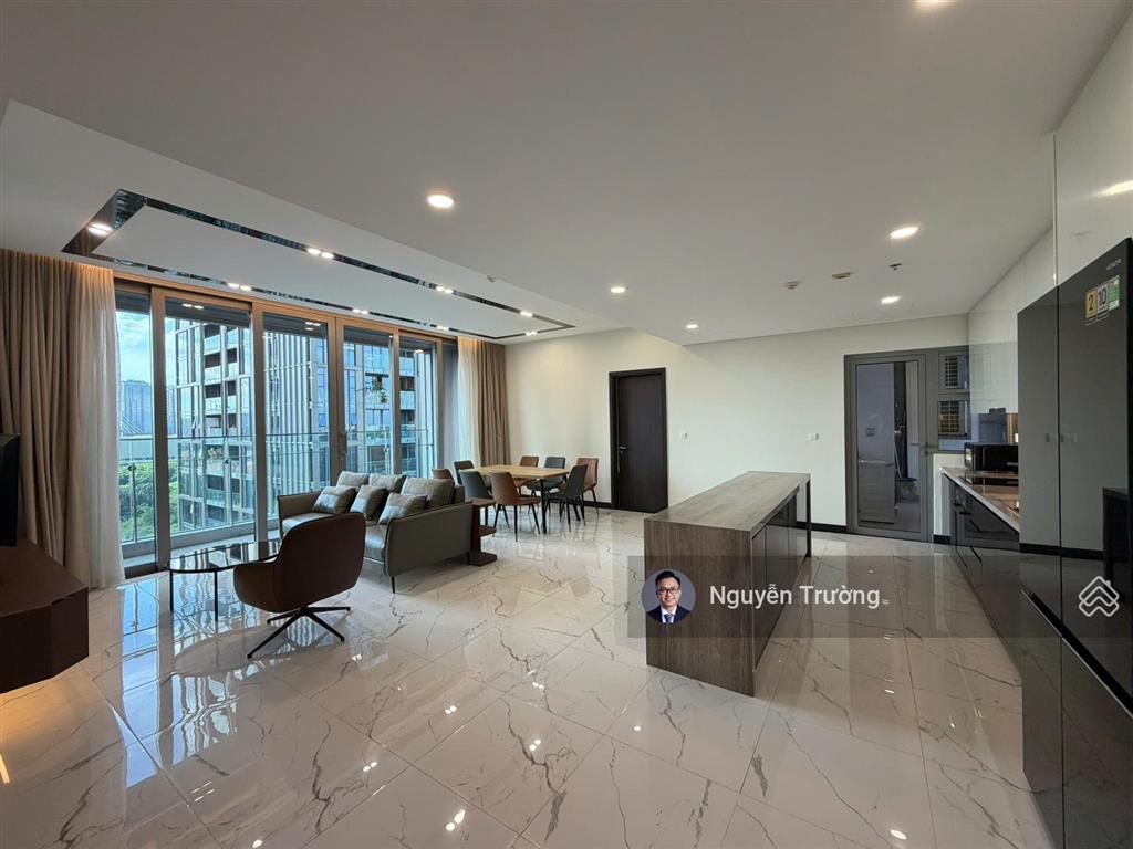 Trống sẵn căn hộ 3 phòng ngủ diện tích 149m2, nội thất mới 100%. view ngắm pháo hoa tại nhà