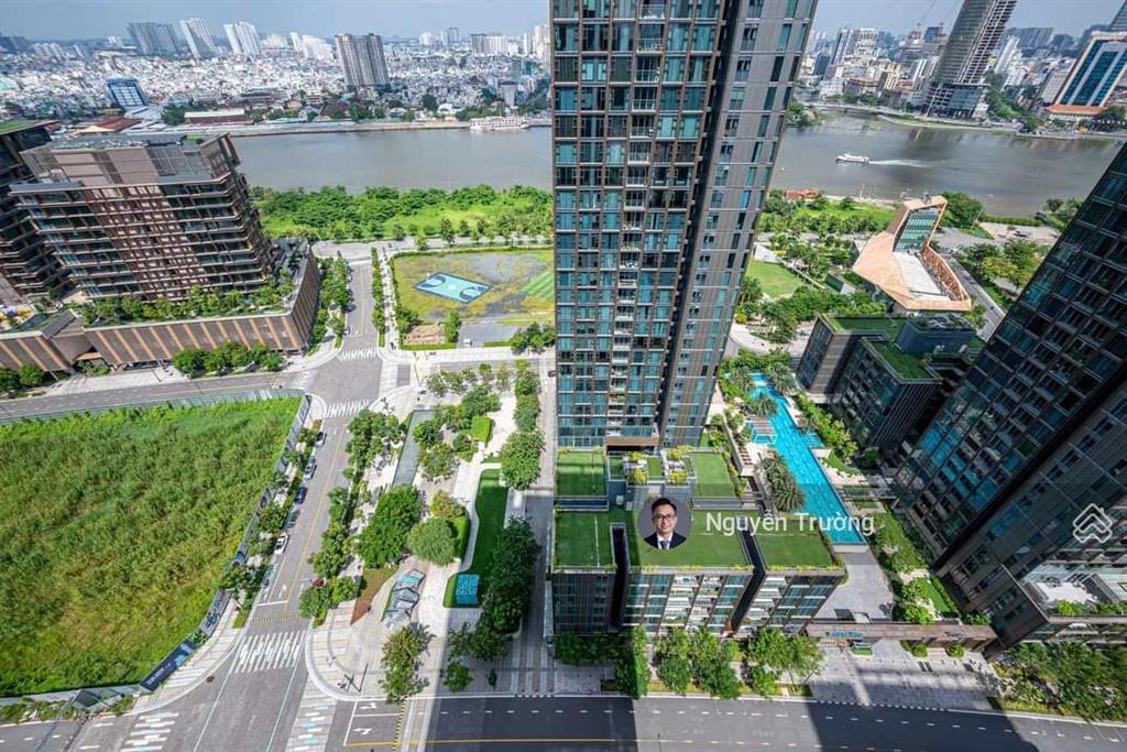 Cho thuê 1 phòng ngủ lầu cao, view sông quận 1 và có mức giá tốt tại empire city