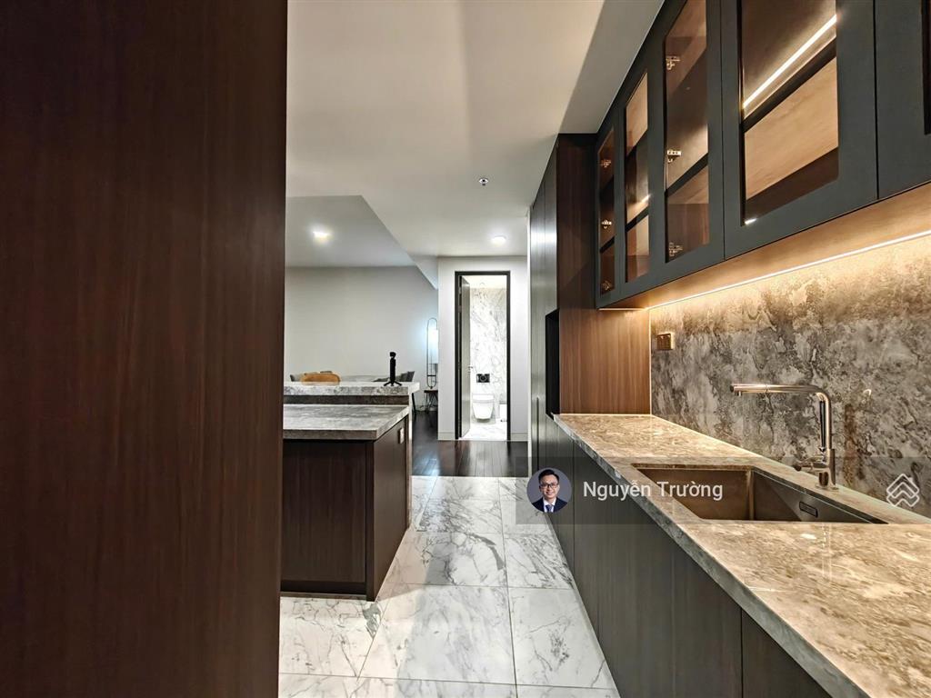 Bán nhanh căn hộ 3pn view sông quận 1 tại cove  residences giá tốt trên thị trường