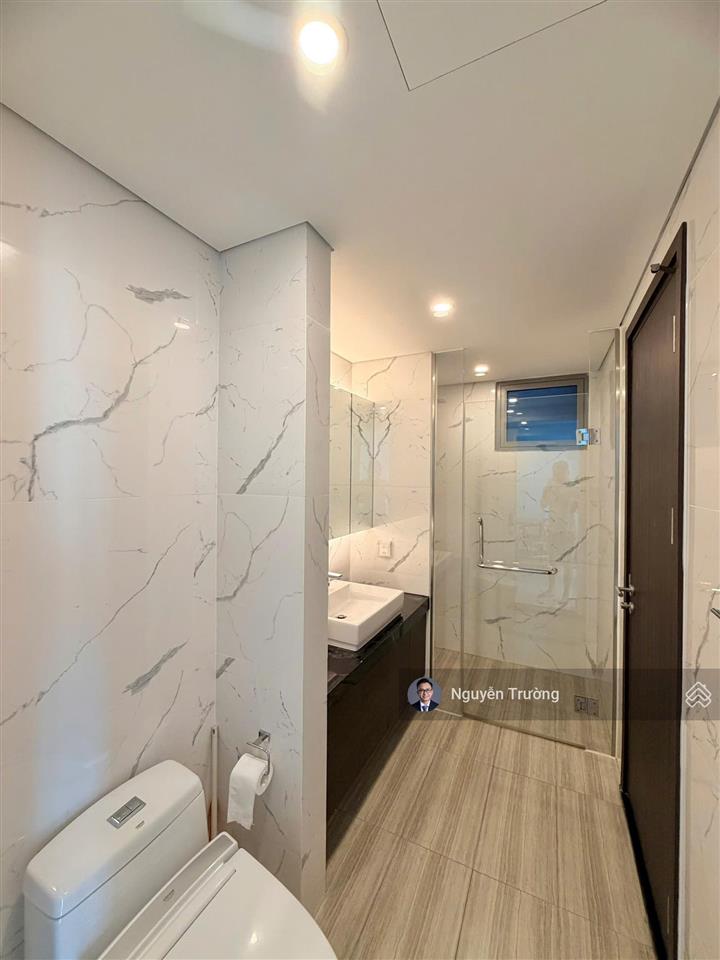 Trống sẵn căn hộ 1pn lầu cao, view sông tại empire city. giá chỉ 28 triệu