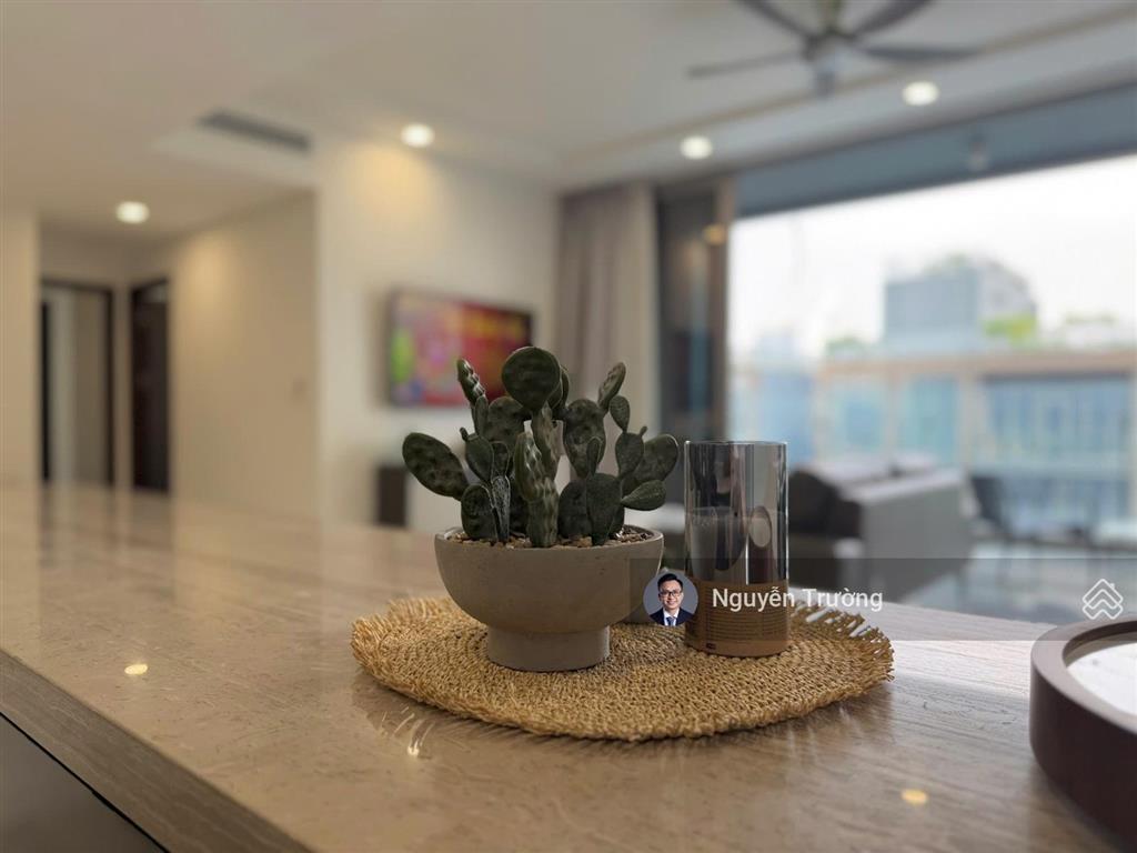 Giá tốt, chốt nhanh căn hộ 3pn view sông quận 1 ngắm pháo hoa tại nhà và ban công siêu lớn