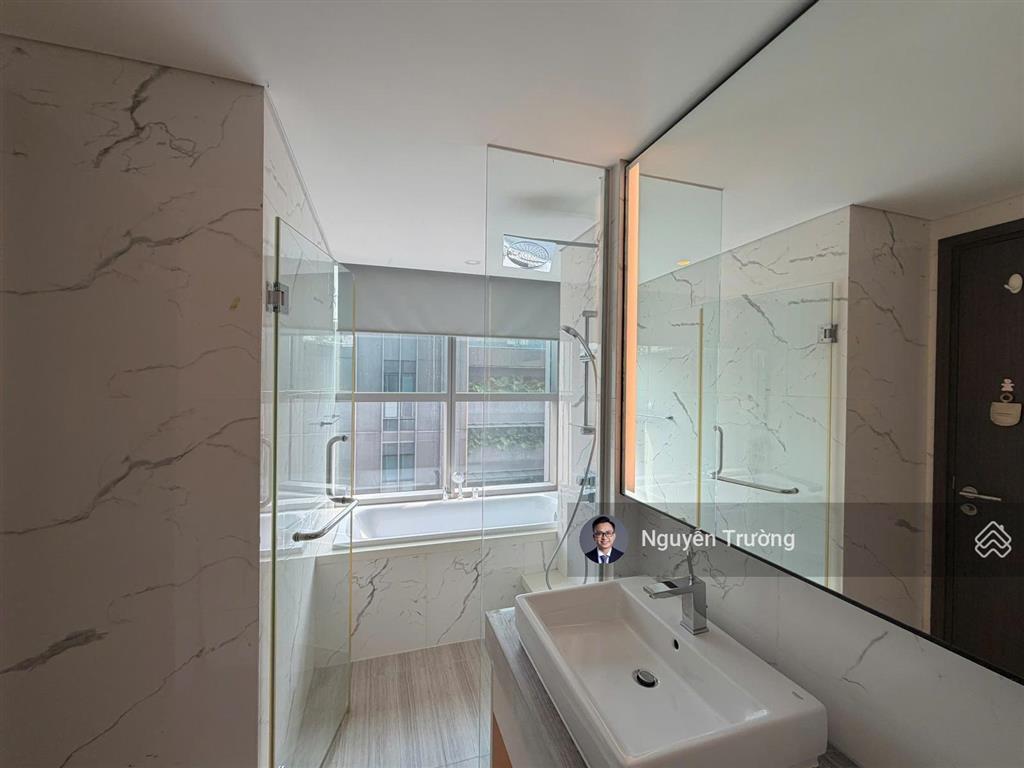 Giá tốt, chốt nhanh căn hộ 3pn view sông quận 1 ngắm pháo hoa tại nhà và ban công siêu lớn
