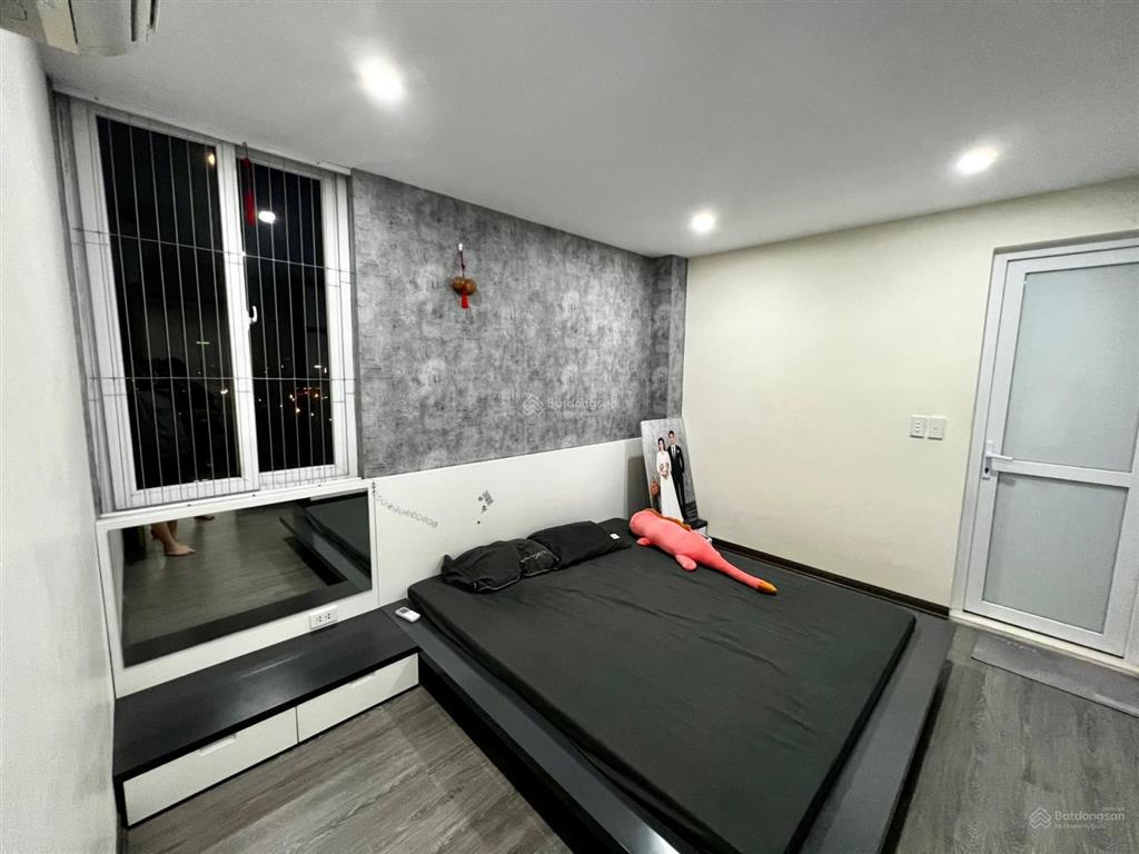 Bán căn 54m2 chỉ 3.2 tỷ, 2pn full nội thất tòa star xphomes tân tây đô