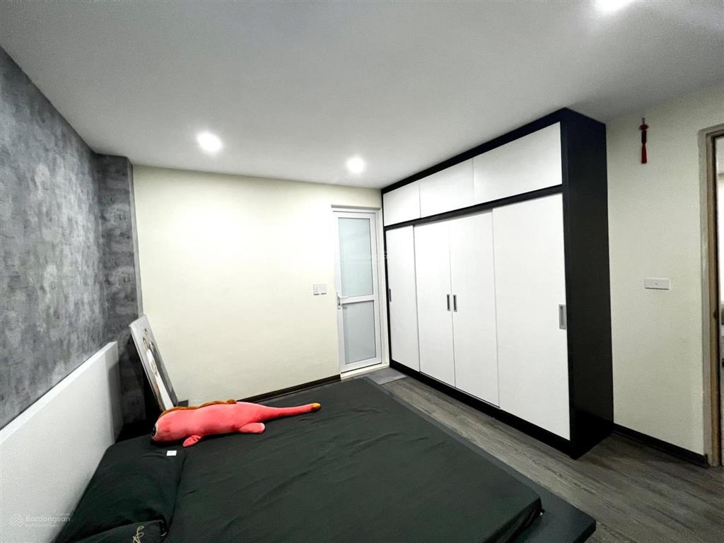 Bán căn 54m2 chỉ 3.2 tỷ, 2pn full nội thất tòa star xphomes tân tây đô