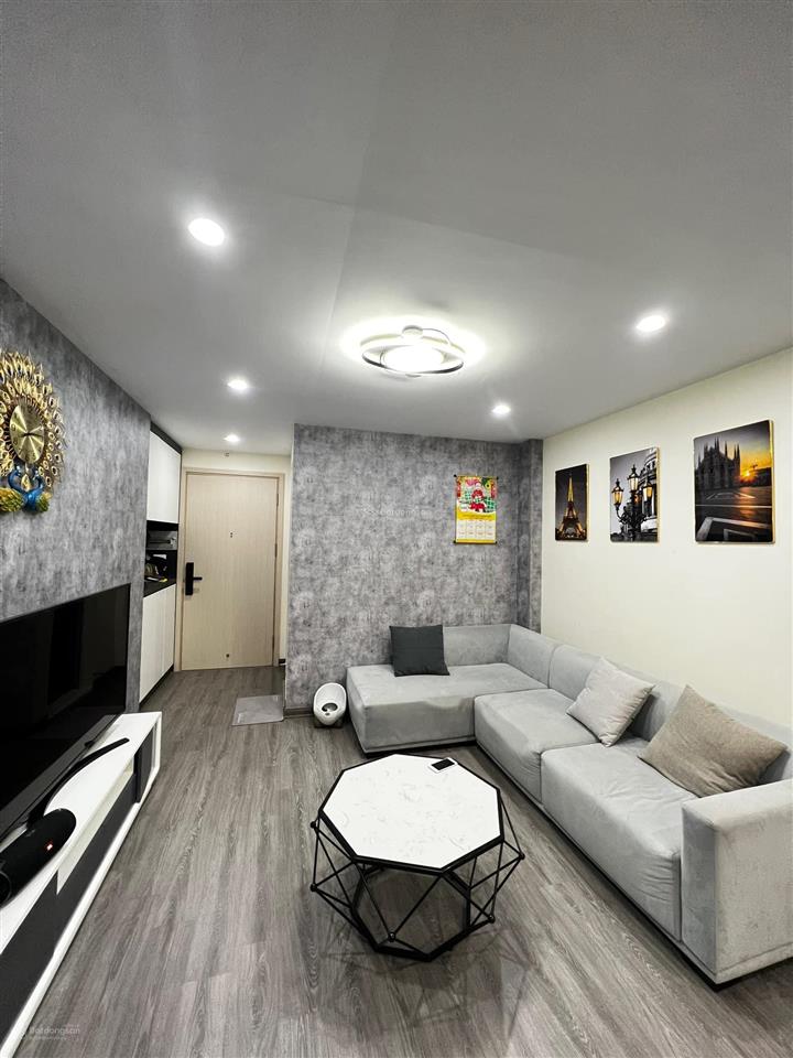 Bán căn 54m2 chỉ 3.2 tỷ, 2pn full nội thất tòa star xphomes tân tây đô