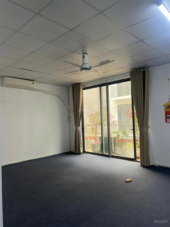 Cho thuê văn phòng tại khai sơn city, 8 triệu, 100m2, view đẹp