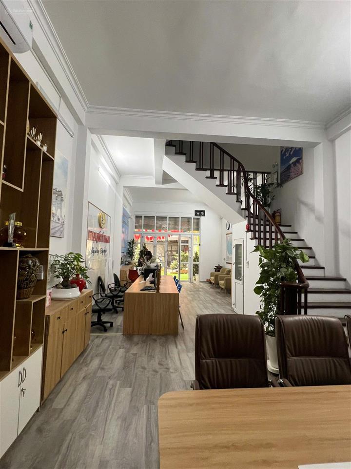 Cho thuê nhà riêng nguyễn khả trạc 70m2 5 tầng chia 2 phòng giá 26tr