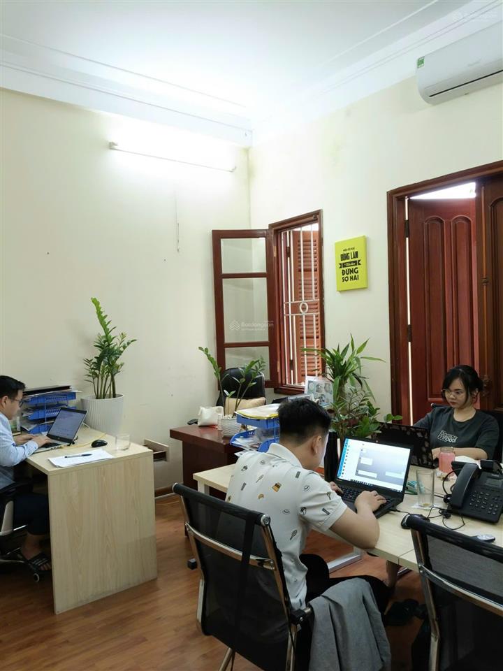 Cho thuê nhà ngõ 44 nguyễn cơ thạch 60m2 5 tầng chia 2 phòng ngủ, đầy đủ điều hòa giá 24tr