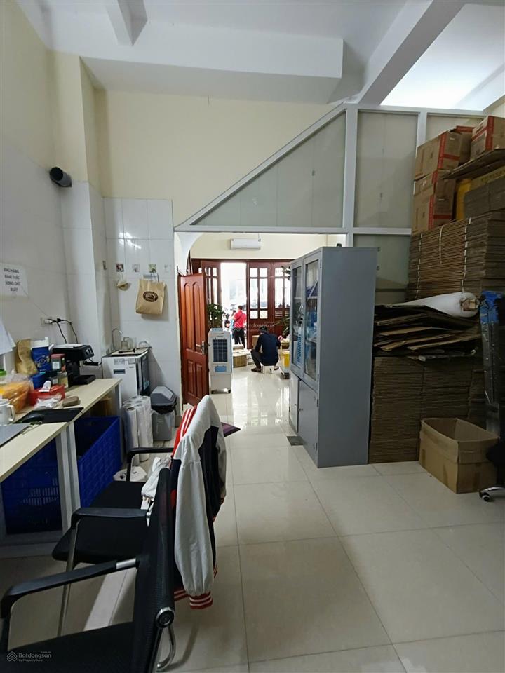 Cho thuê nhà ngõ 44 nguyễn cơ thạch 60m2 5 tầng chia 2 phòng ngủ, đầy đủ điều hòa giá 24tr