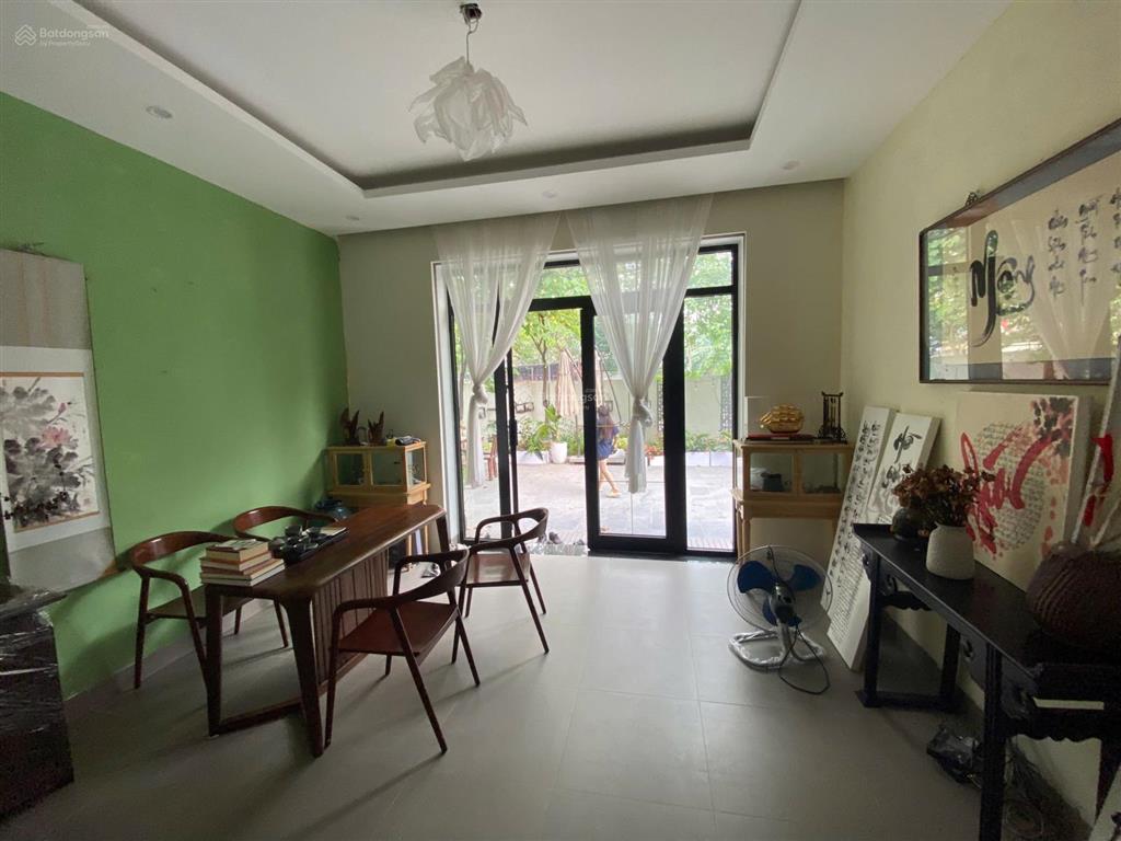 Cho thuê biệt thự thành phố giao lưu 200m2 3 tầng giá 40tr