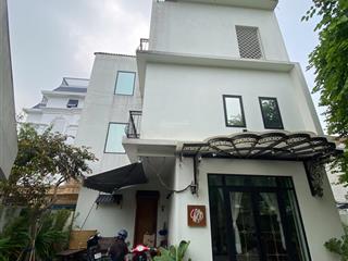 Cho thuê biệt thự thành phố giao lưu 200m2 3 tầng giá 40tr