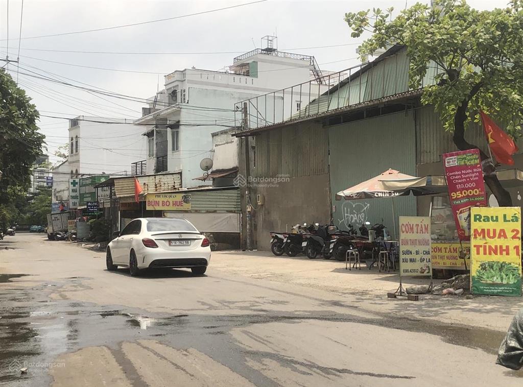 Cho thuê kho xưởng 400m2, mặt tiền đường, gần cầu vượt ngã tư ga quận 12