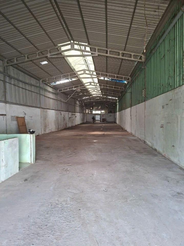 Nhà xưởng cho thuê 550m2 gần cao đẳng điện lực quận 12