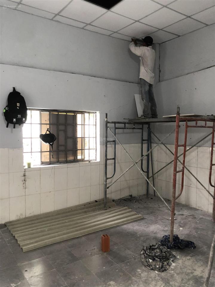 Cho thuê kho xưởng 400m2 chuẩn đẹp, đường container gần ql1a, quận 12