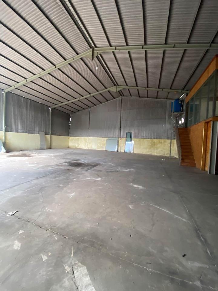 Cho thuê kho xưởng 600m2, 1600m2 trục Lê Thị Riêng Q12