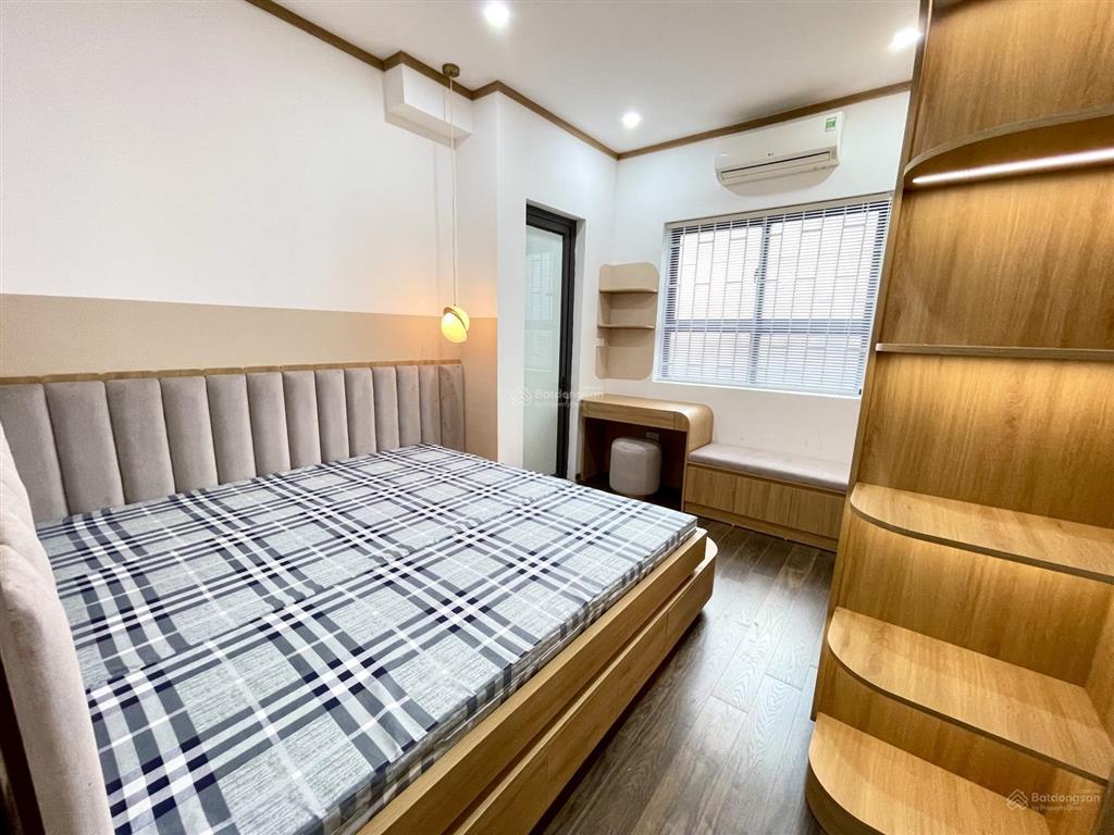 Bán căn chung cư ct12a lô góc siêu thoáng, view đẹp, full nội thất mới tinh