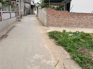 Hiếm, đất đẹp oto vào , giá nhỉnh 2 tỷ đầu tư lâu dài, dt 40m, mt 4.2m, kim bài, thanh oai, hà nội