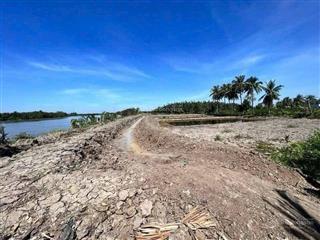 Đất vườn mặt tiền sông vàm cỏ đông cực đẹp giá rẻ đầu tư tốt. mua làm nhà vườn thì quá đẹp