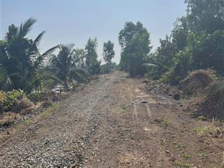 Đất vườn mặt tiền kênh lớn giá đâu tư quá tốt khu vực đang phát triển