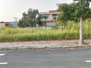 Đất nền khu trung tâm chủ kẹt quá kẹt bán giá rẻ mặt tiền đường chính thuận tiện để kinh doanh buôn
